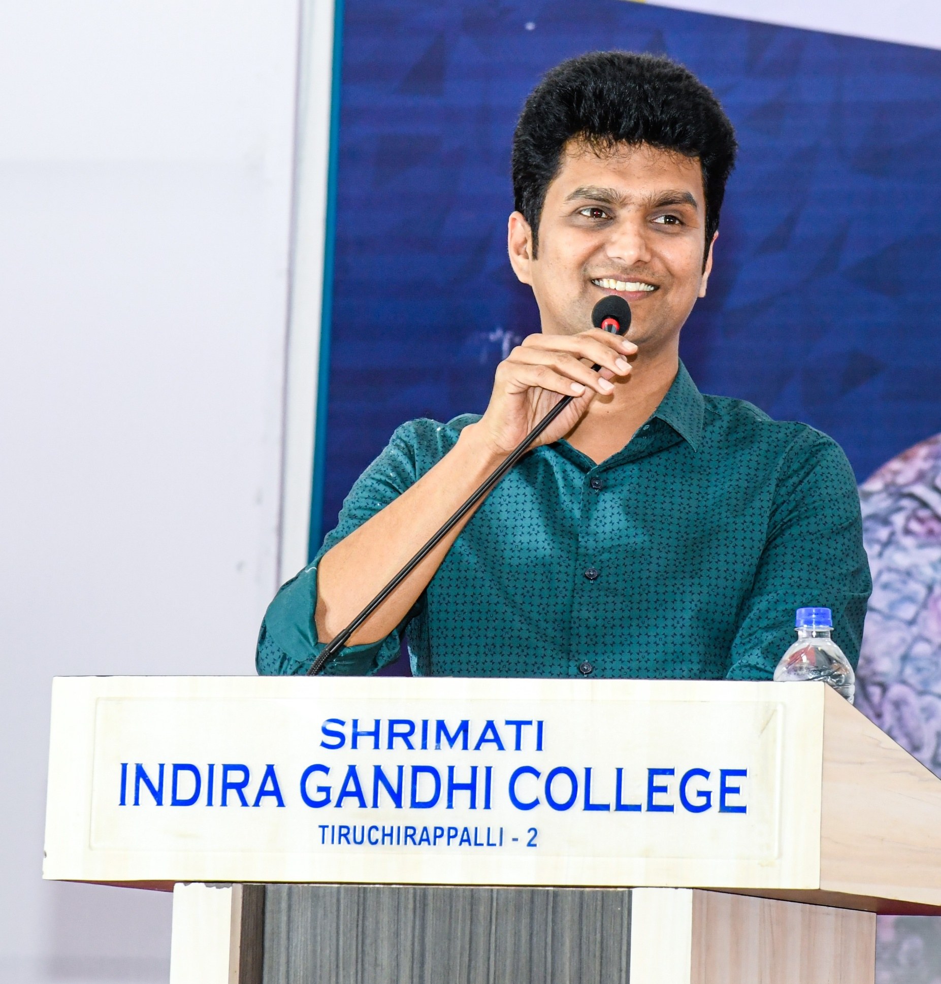 Mr. Erode Mahesh